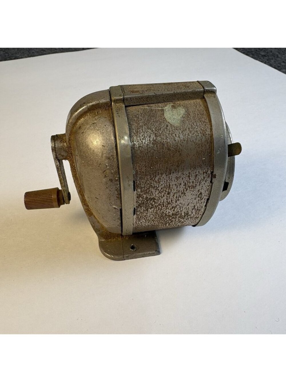 Vtg Boston KS 8-Hole Wall Desk Mount Pencil Sharpener Hand Crank Made in USA